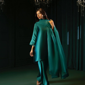 BOTTLE GREEN FARSHI SHALWAR 3 PCS